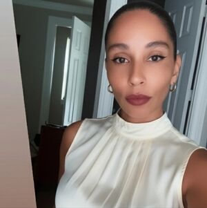 Meet your Posher, Caroline